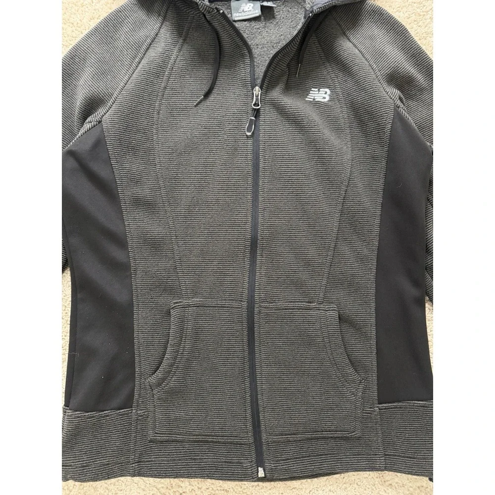 New Balance Heat Grid Textured‎ Full Zip Hooded Jacket Women's Size Medium